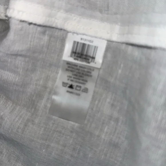 Vince Camuto Roll Tab Shirt - Picture 3 of 4